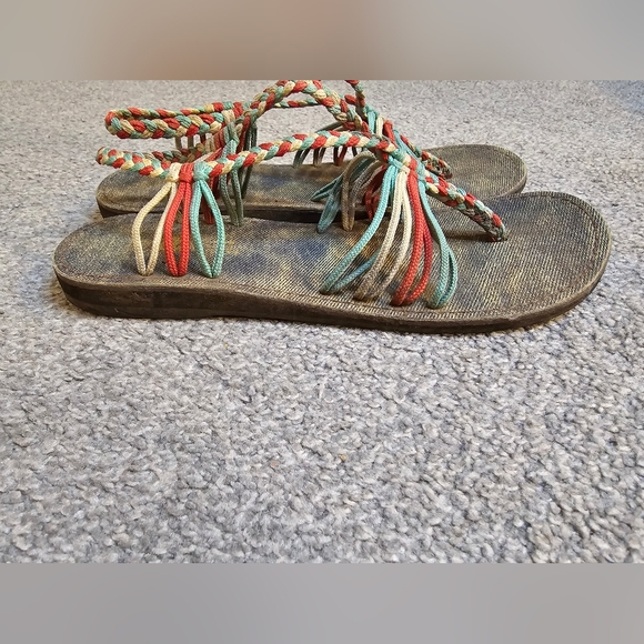Plaka Seashell Hand Woven Flat Strappy Boho Tribal Aztec Sandal Size 8 - Picture 5 of 8